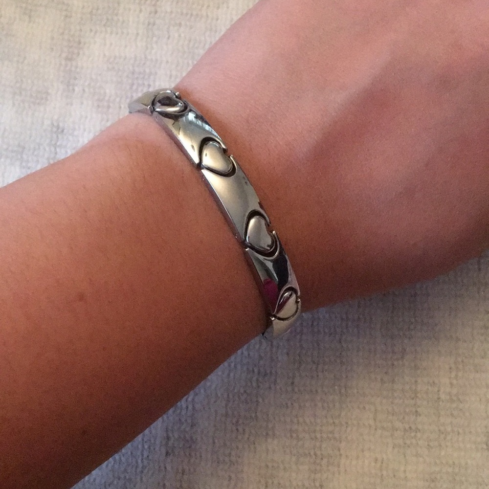 Stainless steel heart bracelet